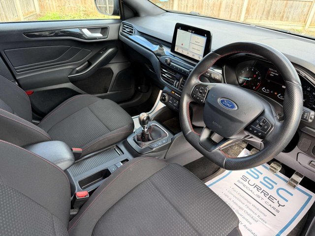 2018 Ford Focus - Photo 5