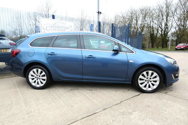 2014 VAUXHALL ASTRA - Photo 4