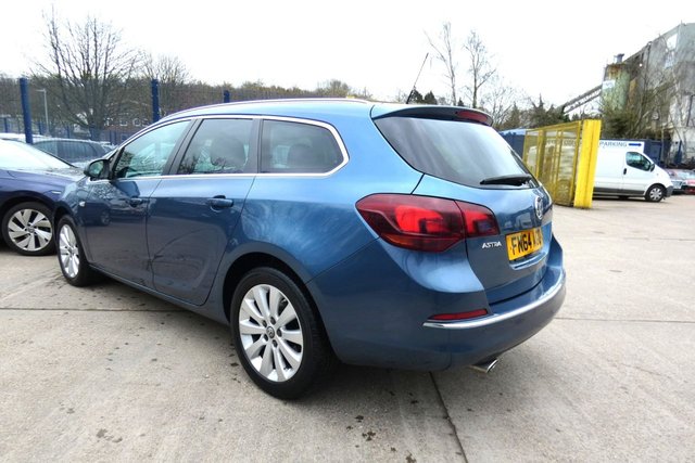 2014 VAUXHALL ASTRA - Photo 6