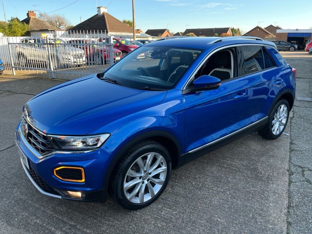 2018 VOLKSWAGEN T-ROC 1.5 TSI EVO SEL SUV 5dr Petrol Manual Euro 6 (s/s) (150 ps) - Photo 3