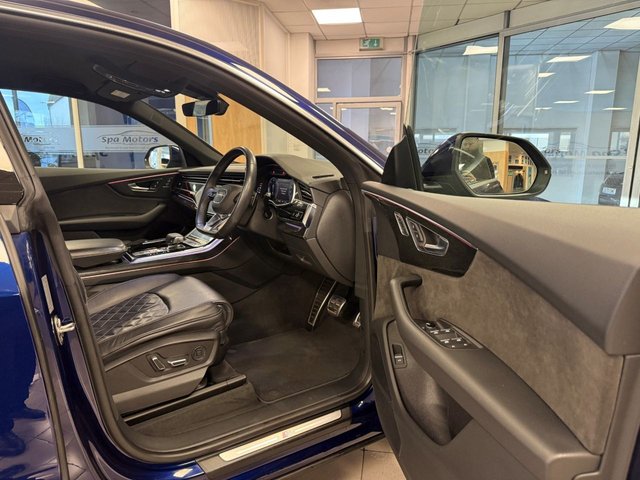 2019 Audi Q8 3L S Line 5dr - Photo 8