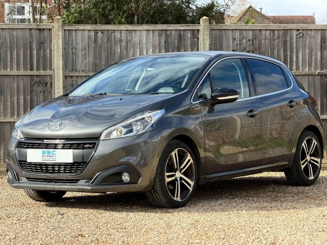 2019 Peugeot 208 - Photo 2