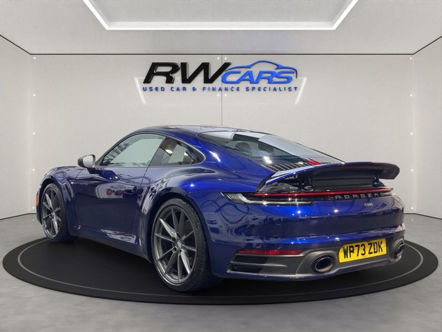 2023 Porsche 911 3L 992 Carrera T 2dr - Photo 3