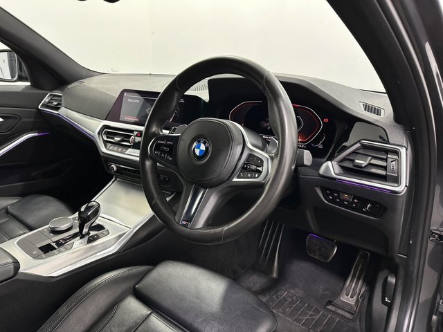 2019 BMW 3 Series - Photo 10
