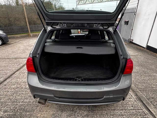 2010 BMW 3 Series 2L M Sport 5dr - Photo 6