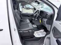 USED 2021 21 PEUGEOT EXPERT White 2.0 BlueHDi Euro 6 panel, 49,960 miles, ULEZ compliant, 6-speed manual, Air Conditioning, Bluetooth, Cruise, DAB, Rear sensors. Plus VAT @ 20%! This 2021 Peugeot Expert boasts exceptionally low mileage for its age, having covered just 49,960 miles, and has been owned by only one careful keeper. This 2.0 BlueHDi 1400 Professional Standard Panel Van MWB Euro 6 (s/s) 6dr is a Euro 6 compliant diesel model, offering a robust 2.0 litre engine. It comes with a full service history, with its last service completed on 30th May 2025 at 42,927 miles. For your peace of mind, a 12 month MOT will be provided on purchase, and the vehicle includes a 3