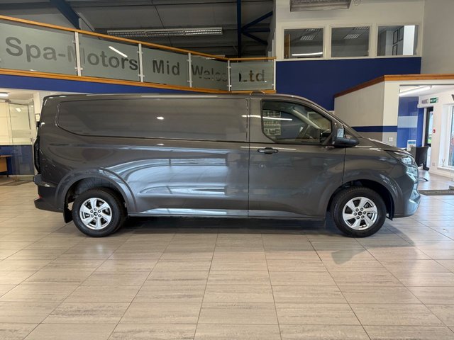 2024 Ford Transit Custom 2L Limited 5dr - Photo 2