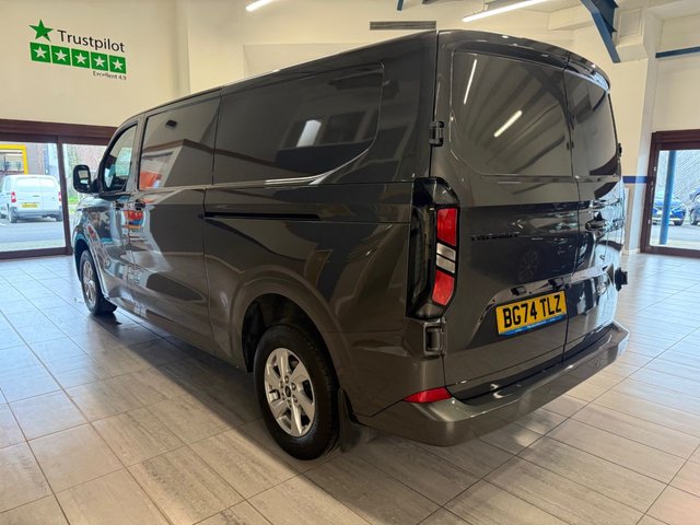 2024 Ford Transit Custom 2L Limited 5dr - Photo 5