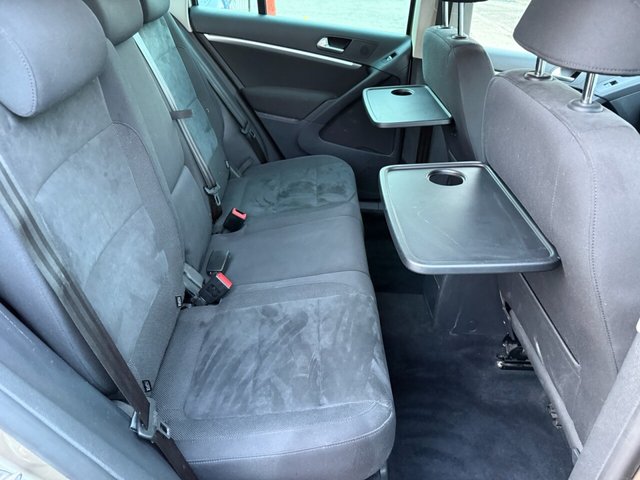 2014 VOLKSWAGEN TIGUAN 2.0 TDI BlueMotion Tech Match SUV 5dr Diesel Manual 4WD Euro 5 (s/s) (140 ps) - Photo 12