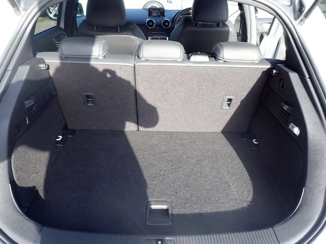 2016 AUDI A1 - Photo 11