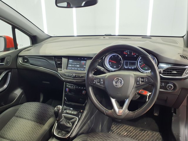 2017 Vauxhall Astra 1.6L SRI Vx Line 5dr - Photo 7