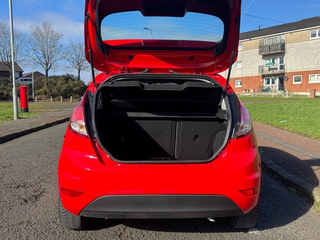 2013 Ford Fiesta 1.3L Zetec 5dr - Photo 10