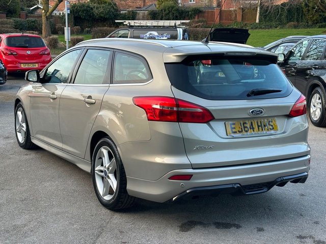 2014 FORD FOCUS - Photo 6