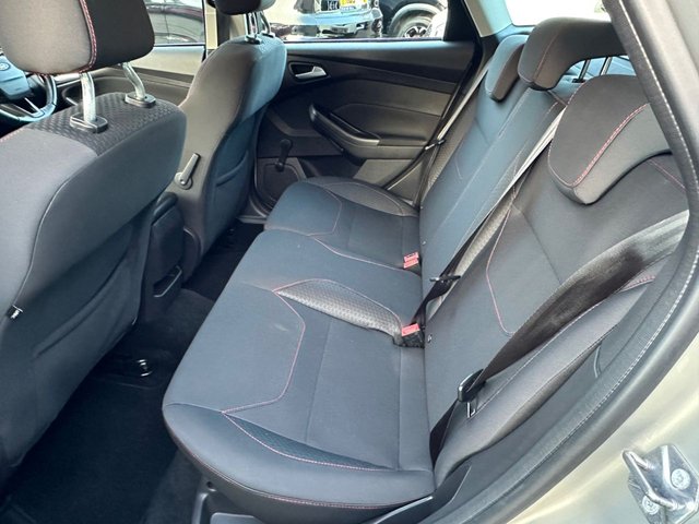 2014 FORD FOCUS - Photo 8