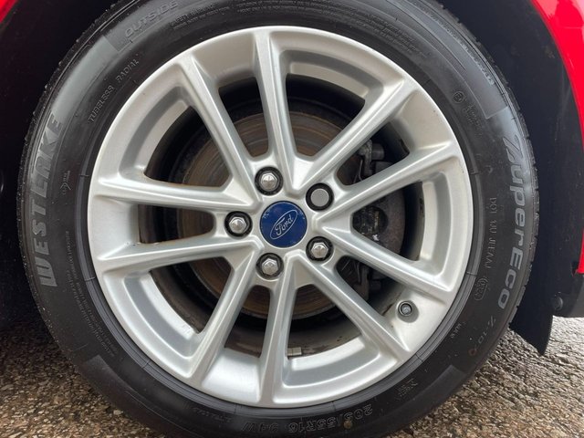 2015 FORD FOCUS - Photo 7