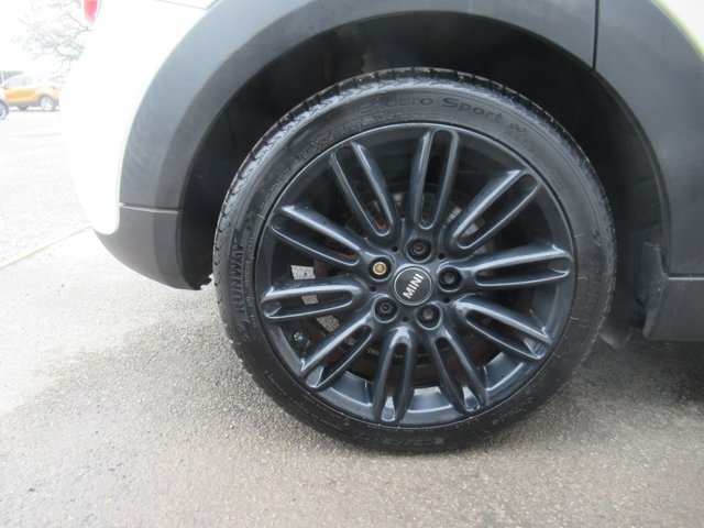 2017 MINI HATCH 1.5 Cooper D Hatchback 5dr Diesel Manual Euro 6 (s/s) (116 ps) - Photo 12