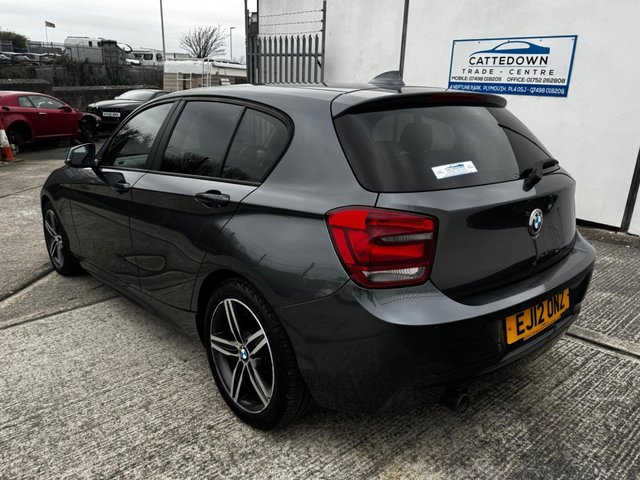 2012 BMW 1 Series 2L Sport 5dr - Photo 3