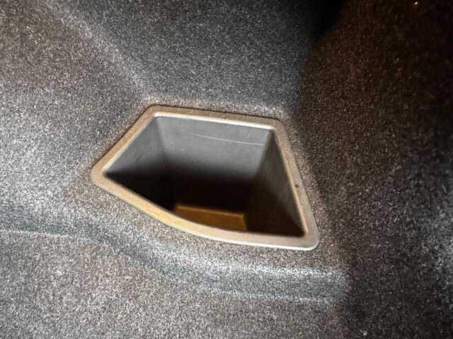 2012 BMW 1 Series 2L Sport 5dr - Photo 11