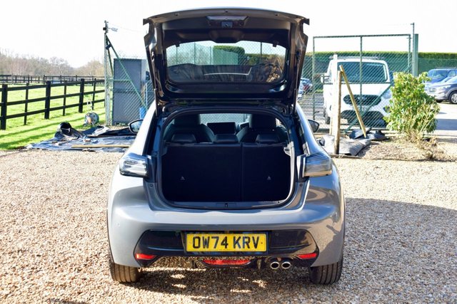 2024 PEUGEOT 208 1.2 HYBRID GT Hatchback 5dr Petrol Hybrid e-DSC6 Euro 6 (s/s) (136 ps) - Photo 11