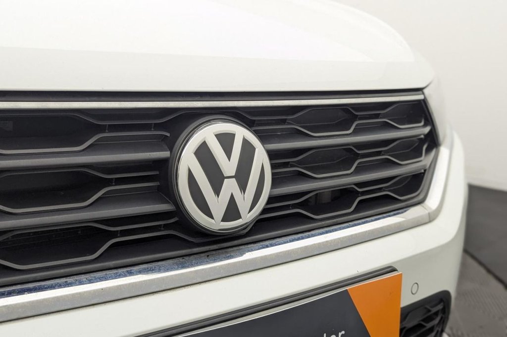 USED 2018 18 VOLKSWAGEN T-ROC 1.5 TSI EVO SE SUV 5dr Petrol Manual Euro 6 (s/s) (150 ps) Car Play, Sensors, Cruise