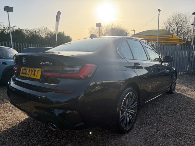 2020 BMW 3 SERIES - Photo 4