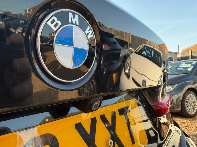 2020 BMW 3 SERIES - Photo 8