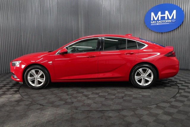 2018 VAUXHALL INSIGNIA 1.6 Turbo D BlueInjection SRi Nav Grand Sport 5dr Diesel Automatic Euro 6 (s/s) (136 ps) - Photo 4