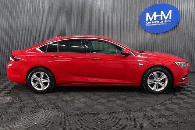 2018 VAUXHALL INSIGNIA 1.6 Turbo D BlueInjection SRi Nav Grand Sport 5dr Diesel Automatic Euro 6 (s/s) (136 ps) - Photo 8