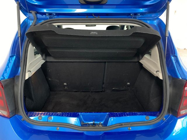 2019 Dacia Sandero Stepway 0.9L Comfort 5dr - Photo 5