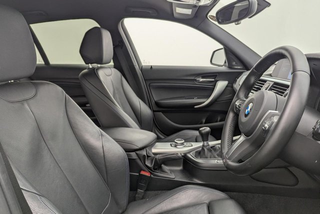 2018 BMW 1 Series 1.5L M Sport Shadow Edition 5dr - Photo 3