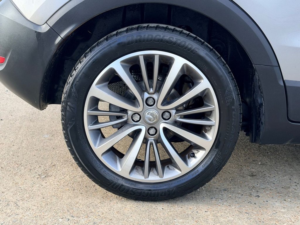 USED 2020 70 VAUXHALL CROSSLAND X 1.2 SRi Nav SUV 5dr Petrol Manual Euro 6 (s/s) (83 ps) 1 Owner|4 Services|CRS|SatNaV|Apple CarPlay/Android Auto|
