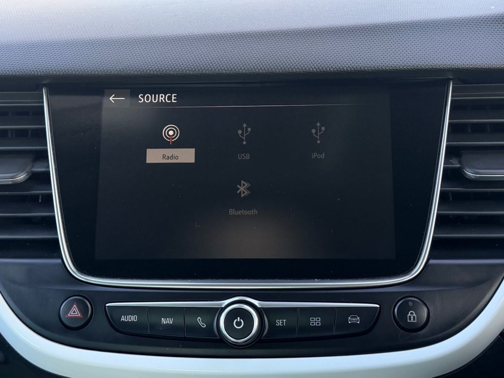 USED 2020 70 VAUXHALL CROSSLAND X 1.2 SRi Nav SUV 5dr Petrol Manual Euro 6 (s/s) (83 ps) 1 Owner|4 Services|CRS|SatNaV|Apple CarPlay/Android Auto|