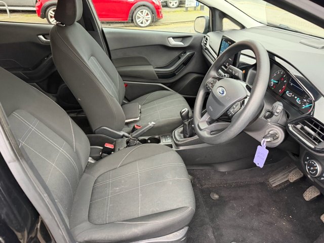 2019 Ford Fiesta 1.1L Trend 5dr - Photo 12