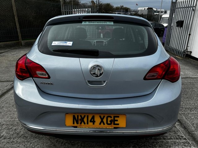 2014 Vauxhall Astra 1.4L Excite 5dr - Photo 5