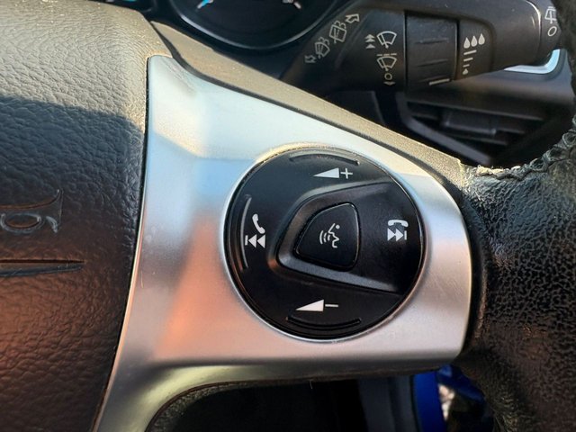 2016 FORD KUGA 2016 2.0 TDCi Titanium SUV 5dr Diesel Manual 2WD Euro 6 (s/s) (150 ps) - Photo 12