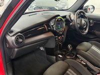 USED 2018 68 MINI HATCH 1.5 Cooper Hatchback 5dr Petrol Steptronic Euro 6 (s/s) (136 ps) LOW MILEAGE ONLY 26K MILES + AMAZING SERVICE HISTORY!!