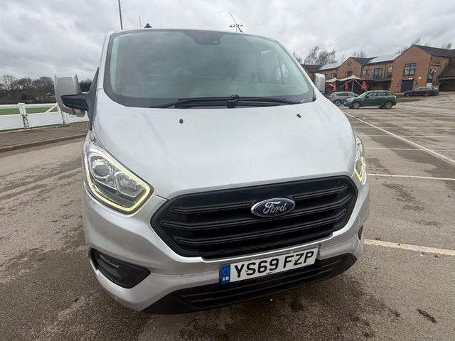 2020 Ford Transit Custom 2L Trend 5dr - Photo 11