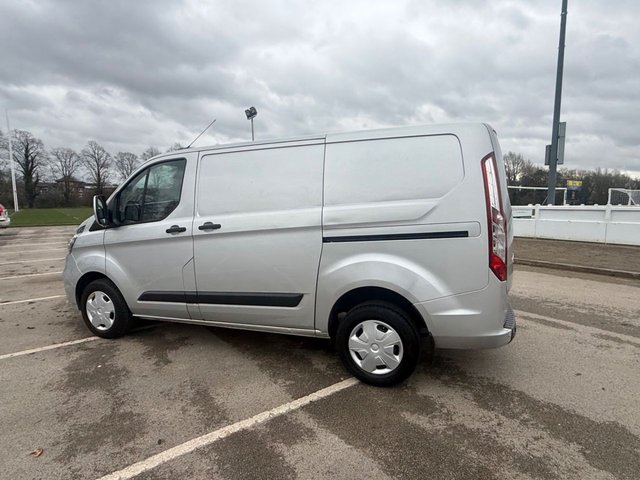 2020 Ford Transit Custom 2L Trend 5dr - Photo 7