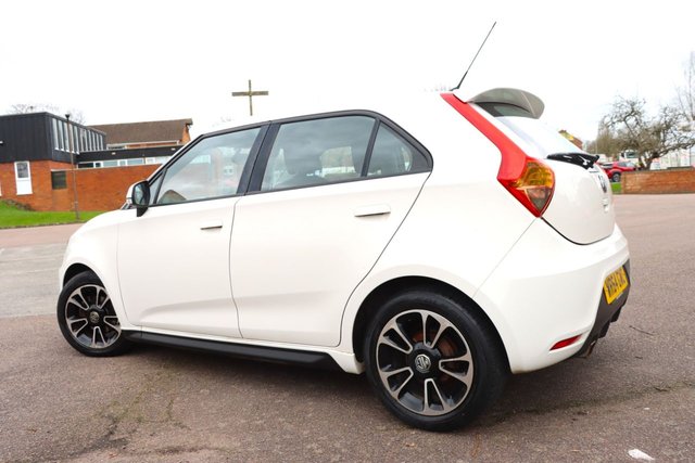 2014 MG MG3 - Photo 3