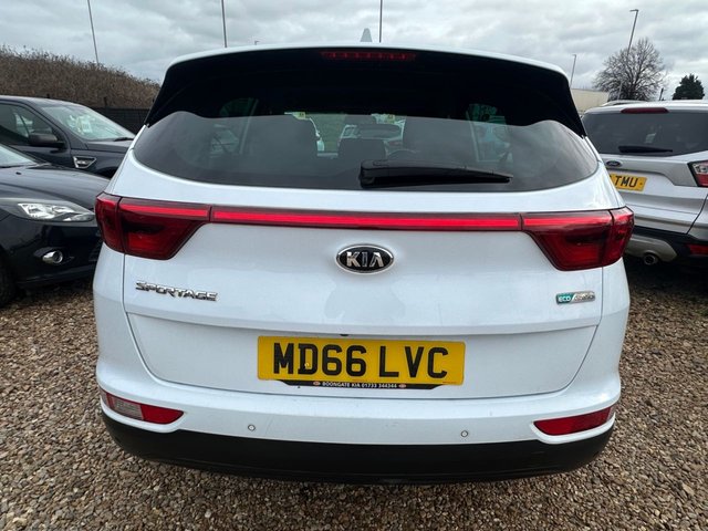 2017 Kia Sportage 1.7L 2 5dr - Photo 5