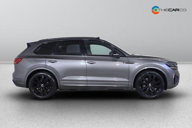 2023 Volkswagen Touareg - Photo 9