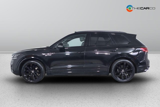 2023 Volkswagen Touareg - Photo 6