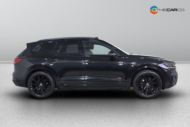 2023 Volkswagen Touareg - Photo 9