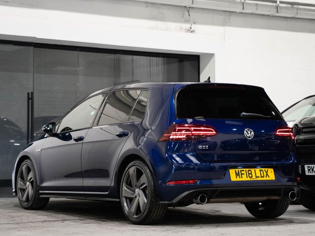 2018 Volkswagen Golf 2L GTI 5dr - Photo 5