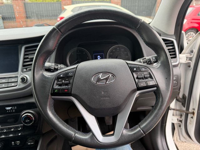 2016 HYUNDAI TUCSON 1.7 CRDi Blue Drive SE Nav SUV 5dr Diesel Manual Euro 6 (s/s) (116 ps) - Photo 9