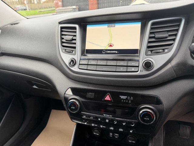 2016 HYUNDAI TUCSON 1.7 CRDi Blue Drive SE Nav SUV 5dr Diesel Manual Euro 6 (s/s) (116 ps) - Photo 11