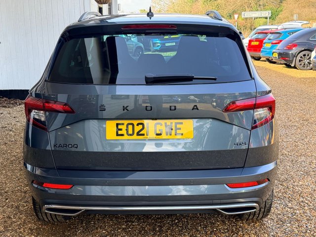 2021 SKODA KAROQ - Photo 8