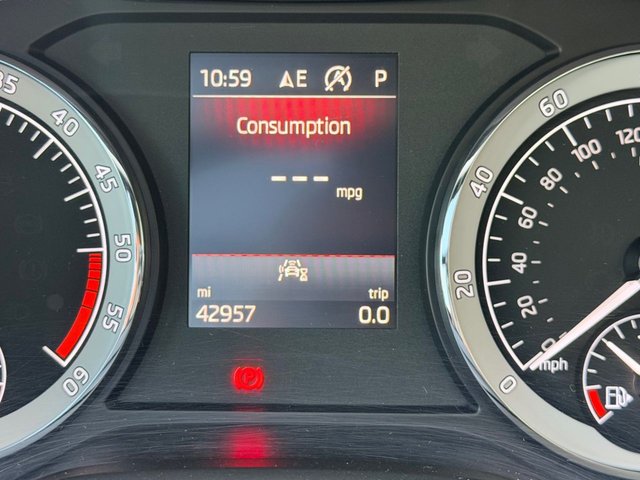 2021 SKODA KAROQ - Photo 2