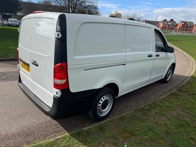 2020 Mercedes-Benz VITO - Photo 5