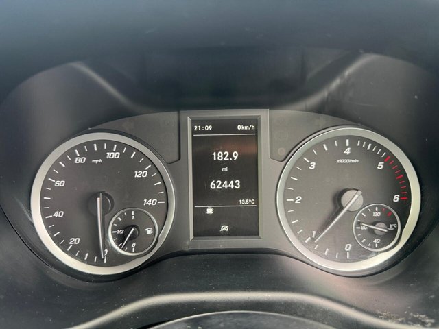 2020 Mercedes-Benz VITO - Photo 12